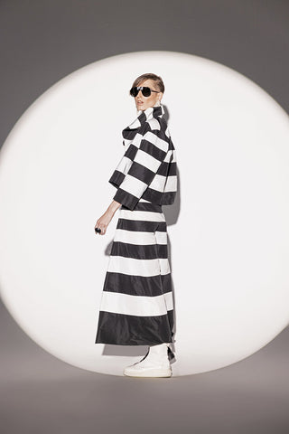 BLACK AND WHITE STRIPED JACKET